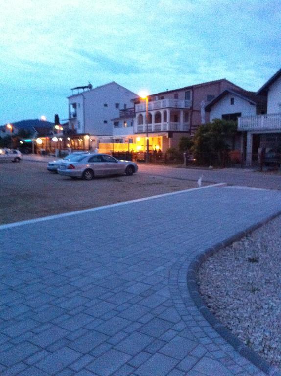 Nada Apartment Біліце Екстер'єр фото