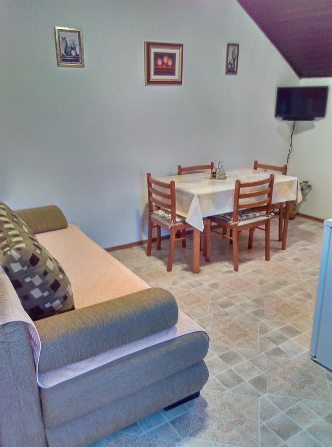 Nada Apartment Біліце Екстер'єр фото